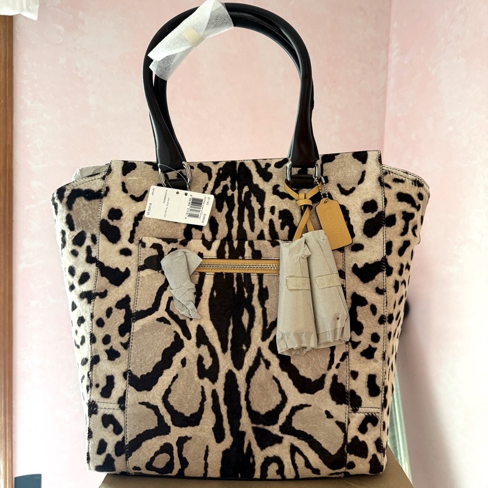 Coach Tan and Black Tote Bag with Structured Design - New - Gorgeous!